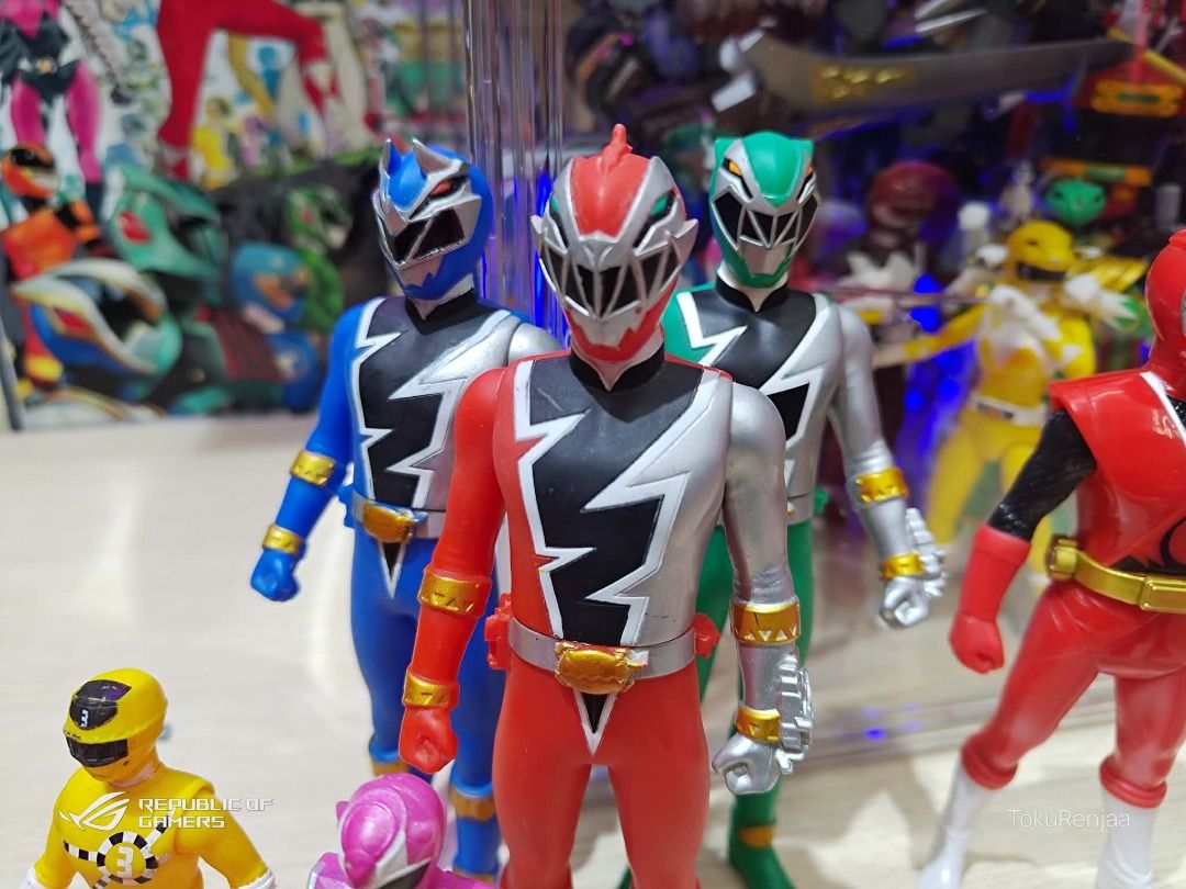 Power Rangers/Super Sentai Action Figure Set, Hobbies & Toys, Toys ...