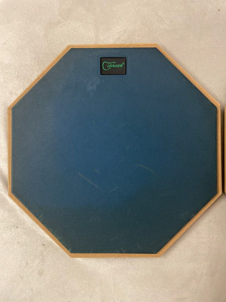 Practice Drum Pad （分類：樂器）位於 Hong Kong。 由 mymy_stuff 提交（商品編號 1415802970，圖片 3）。簡介： 。