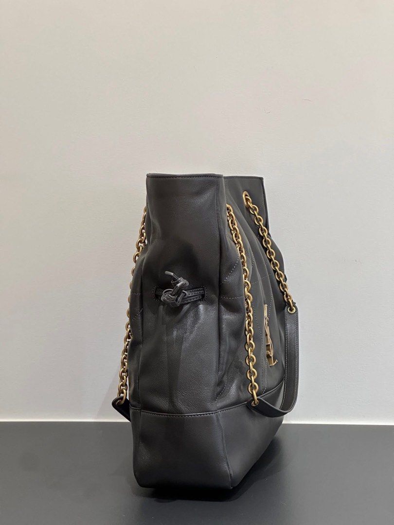 Preloved YSL Quilted Leather Tote Bag (Category: Luxury Bags & Wallets) located in Manila. Submitted by bagsandmanymanymore1 (Listing ID 1415651298, Image 3). Description: Preloved Ysl Size 35cm Gold bronze hardware Good condition Rank SA Actual photos posted Please read before you order 👉🏻❗️Payment first before shipping ❗️Cut off time of payment 11am sameday delivery ❗️NO MEET UP / NO PICK UP ❗️ORDER CANNOT BE CANCELLED ❗️PLEASE DON’T BUY IF Y