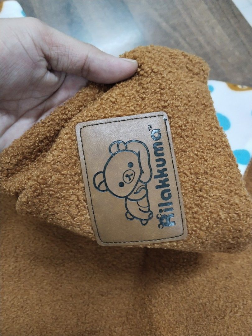 RILA Towel (Category: Bathtub & Bath Accessories) located in Cebu City. Submitted by lanzbap (Listing ID 1415656679, Image 3). Description: location Cebu City mop GCASH mod J&t pm nlng po if my concern kayo☺️.