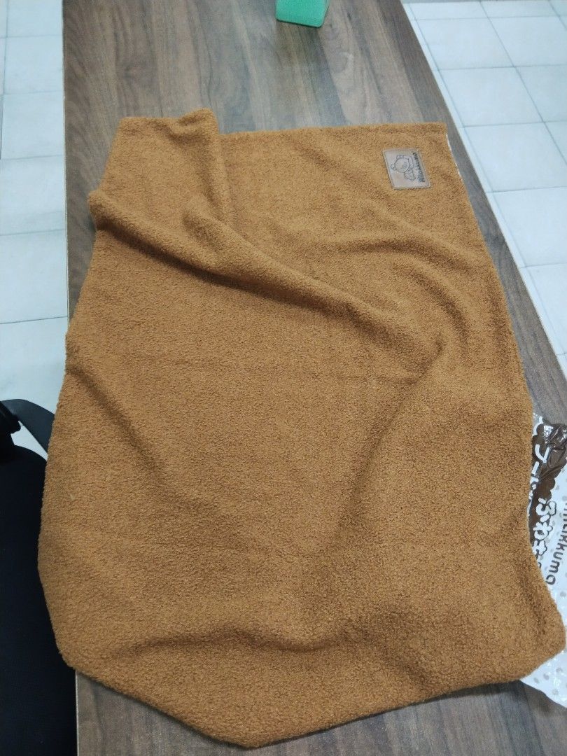 RILA Towel (Category: Bathtub & Bath Accessories) located in Cebu City. Submitted by lanzbap (Listing ID 1415656679, Image 2). Description: location Cebu City mop GCASH mod J&t pm nlng po if my concern kayo☺️.