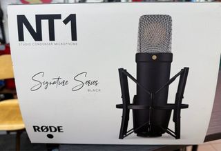 (Category: ) located in . Submitted by djmusicshop (Listing ID 1415700152, Image 1). Description: .