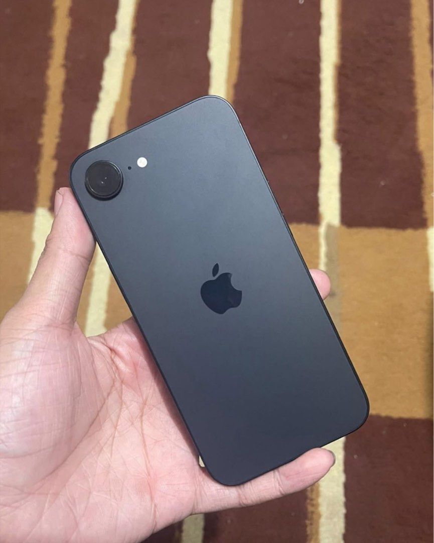Rush sale! Iphone units, 11,12,16 & 17 (Category: iPhone 17 Series) located in Manila. Submitted by tjescanilla0308 (Listing ID 1415712068, Image 2). Description: Rush sale!!! Iphone163 256gb - 29k Iphone15pro - 34k Iphone11promax - 13500 Iphone12 128gb - 14k Iphone17promax 256gb - 75k.