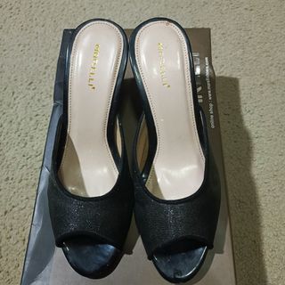 (Kategori: ) berada di . Dikirim oleh tqlstr (ID iklan 1415812705, Gambar 1). Deskripsi: .