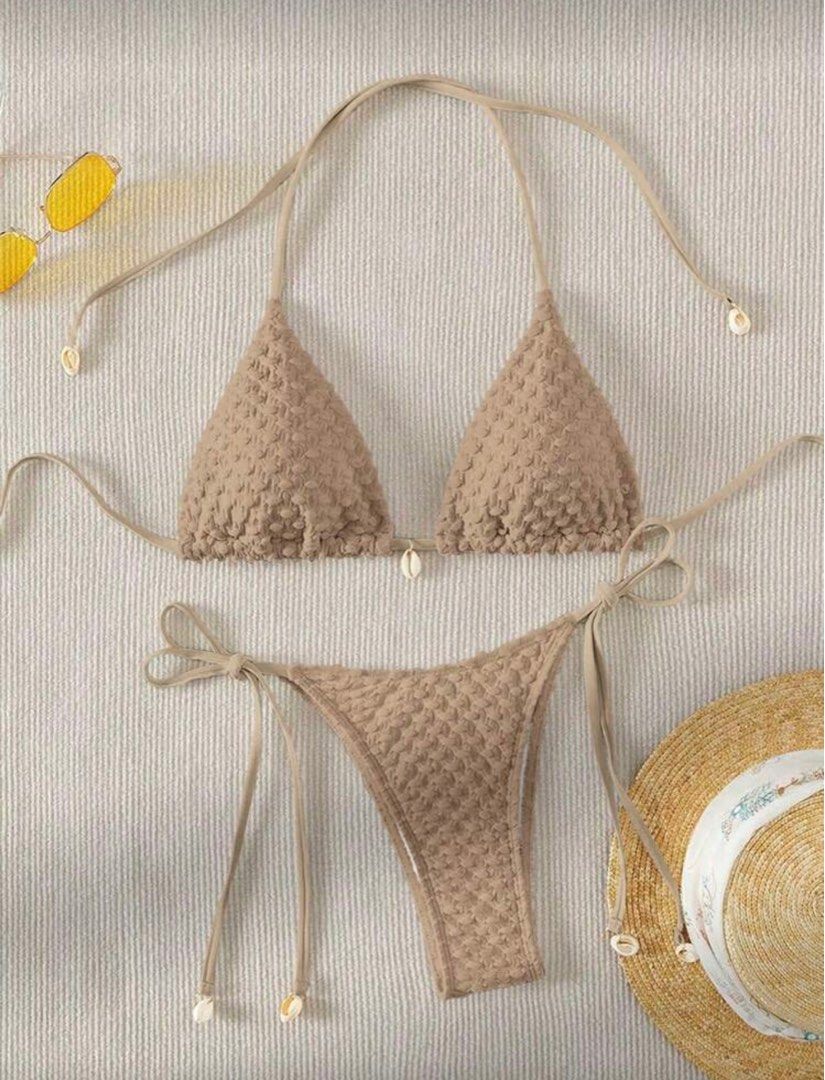 Shein Push-Up Sexy Bikini (Category: Bikinis & Swimsuits) located in Makati City. Submitted by zes93 (Listing ID 1415720969, Image 1). Description: Shein push-up sexy bikini..