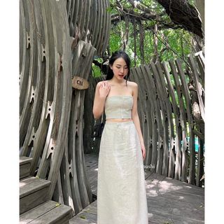 (Category: ) located in . Submitted by curitcloset (Listing ID 1415705329, Image 1). Description: .