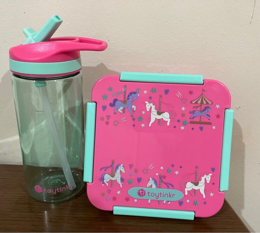 Snack box and tumbler set (Category: Weaning & Toddler Feeding) located in Quezon City. Submitted by happy_starlight (Listing ID 1415649486, Image 1). Description: .