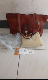 (Kategori: ) berada di . Dikirim oleh momalma (ID iklan 1415634026, Gambar 1). Deskripsi: .