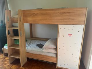 (Category: ) located in . Submitted by shayl10 (Listing ID 1415636354, Image 1). Description: .