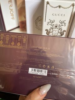 （分類：）位於 。 由 surprise_egg 提交（商品編號 1415711333，圖片 1）。簡介： 。