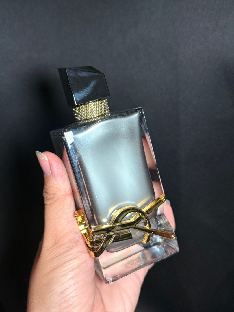 YSL Libre L'Absolu Platine (Category: Fragrance & Deodorants) located in Malolos. Submitted by sha_0123 (Listing ID 1415777284, Image 1). Description: YSL Libre L'Absolu Platine 90ml bottle (authenticity not guaranteed) ***tried it and the scent lasted for more than 16hrs 85-90% .