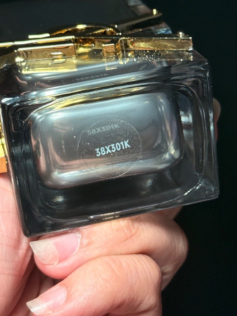 YSL Libre L'Absolu Platine (Category: Fragrance & Deodorants) located in Malolos. Submitted by sha_0123 (Listing ID 1415777284, Image 3). Description: YSL Libre L'Absolu Platine 90ml bottle (authenticity not guaranteed) ***tried it and the scent lasted for more than 16hrs 85-90% .