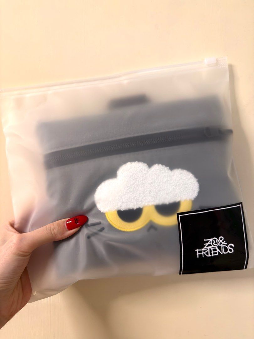 ✨全新現貨】ZO&FRIENDS Foldable Travel Bag Zoa旅行袋, 興趣及遊戲