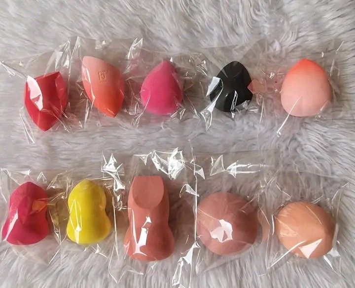 10pcs High Quality Make Up Sponge (Category: Makeup) located in Quezon City. Submitted by floreskari78555 (Listing ID 1415898903, Image 2). Description: 10pcs High-quality Make Up Sponges✨️ Different shapes and sizes✅️ 10pcs assorted ✅️ Mall quality✅️ Available for Retail & Wholesale ✅️ 💶PAYMENT OPTIONS: 💸 Cash on Delivery 💰Gcash 🪙Paymaya 💳Bank Transfer ​📦 SHIPPING OPTIONS: ​🛵 Same Day Delivery (Para sa mga rush!) ​🚚 LBC or J&T Shipping (