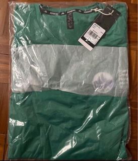 （分類：）位於 。 由 angd4 提交（商品編號 1415918824，圖片 1）。簡介： 。