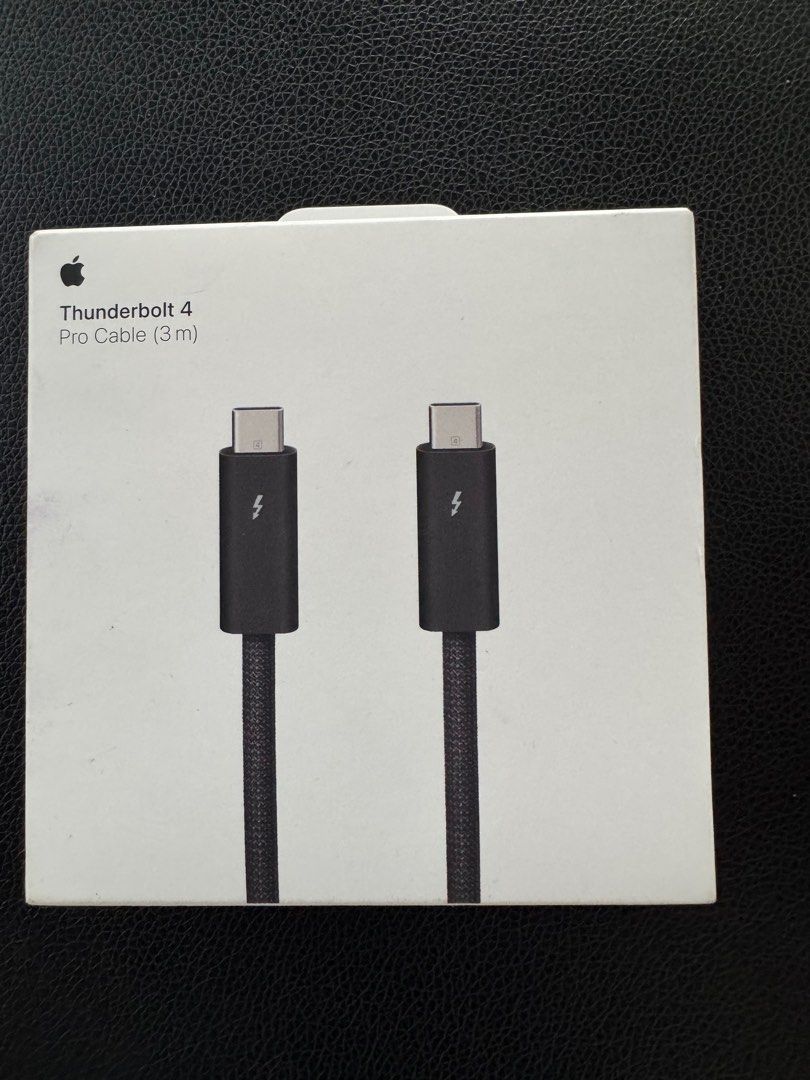 Apple Thunderbolt 4 Pro Cable (3m) (Category: Chargers & Cables) located in Paranaque City. Submitted by chrlsdrwn12 (Listing ID 1415884684, Image 1). Description: - Apple Thunderbolt 4 Pro Cable (3 meters) - USB-C connectivity - Designed by Apple in California - Made in Thailand - Model: A2162 - UPC: 195949590337.