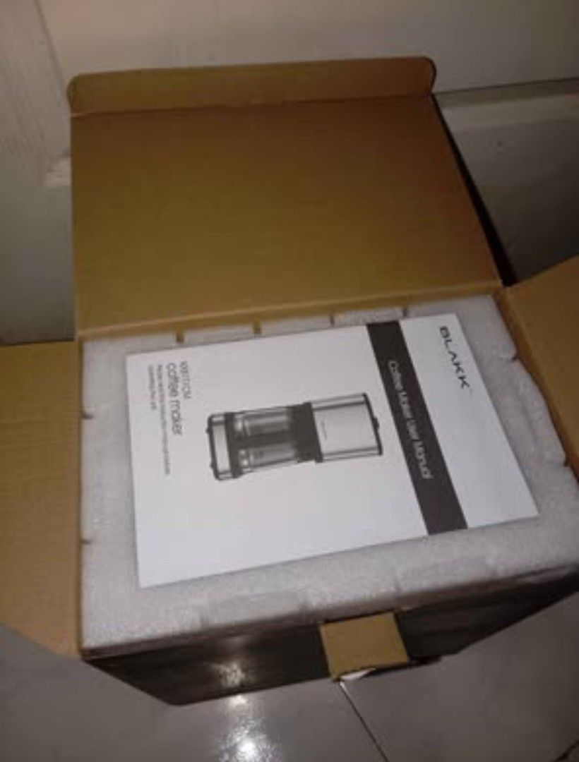 Blakk Coffee Maker (Category: Coffee Machines & Makers) located in Manila. Submitted by clm01 (Listing ID 1415828229, Image 3). Description: >> Bought November 2025 from S&R BGC >> Payment first before shipping via J&T or Lalamove; meet-ups can be done @ McDonald's Pembo or Ospital ng Makati.