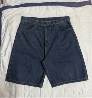 (Category: ) located in . Submitted by ezhhh (Listing ID 1415946293, Image 1). Description: .