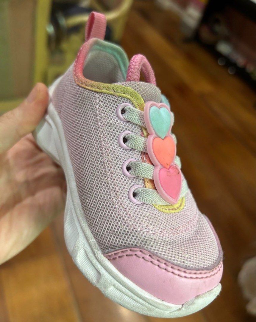 Carter's Toddler Shoes Size 5 (Category: Babies & Kids Fashion) located in Quezon City. Submitted by rde_03 (Listing ID 1415824276, Image 2). Description: - Carter's toddler shoes - Pink color - Size 5 - Light-up soles - Heart-shaped lace accents - Made with recycled materials *looks dirty but can be cleaned.