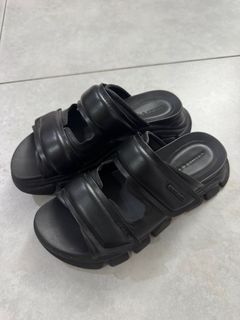 (Category: ) located in . Submitted by hanamiyya (Listing ID 1415838031, Image 1). Description: .