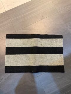 (Category: ) located in . Submitted by cathyx (Listing ID 1415839700, Image 1). Description: .