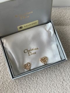 （分類：）位於 。 由 louio 提交（商品編號 1415902576，圖片 1）。簡介： 。