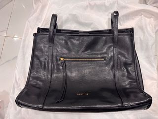 (Category: ) located in . Submitted by saikuru_preloved (Listing ID 1415848595, Image 1). Description: .