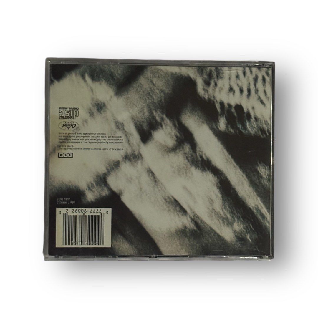 Cocteau Twins - Blue Bell Knoll (Category: CDs & DVDs) located in Manila. Submitted by ladystqrdust (Listing ID 1415987442, Image 2). Description: US First Press.