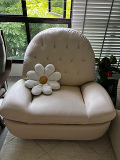 (Category: ) located in . Submitted by treeteee (Listing ID 1415844202, Image 1). Description: .