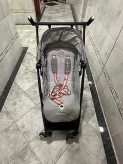 （分類：）位於 。 由 serenabb 提交（商品編號 1415930348，圖片 1）。簡介： 。