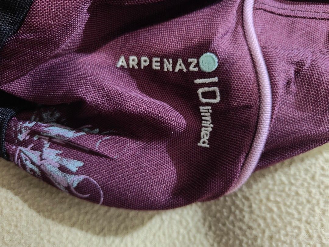 Decathlon Quechua Arpenaz 10L Backpack (Category: Backpacks) located in Quezon City. Submitted by thriftstershop (Listing ID 1415907142, Image 3). Description: Quechua Arpenaz 10L backpack is perfect for day trips. It features a main compartment, adjustable straps, and a breathable back panel. The backpack has a unique floral design on the front and a small zippered pocket. It is a compact and lightweight option for carrying essentials. Size: Wid