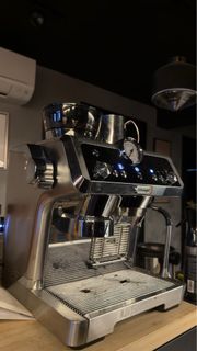 (Category: ) located in . Submitted by luxurycompulsion (Listing ID 1415869163, Image 1). Description: .