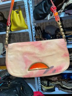 (Category: ) located in . Submitted by basementbags (Listing ID 1415952511, Image 1). Description: .