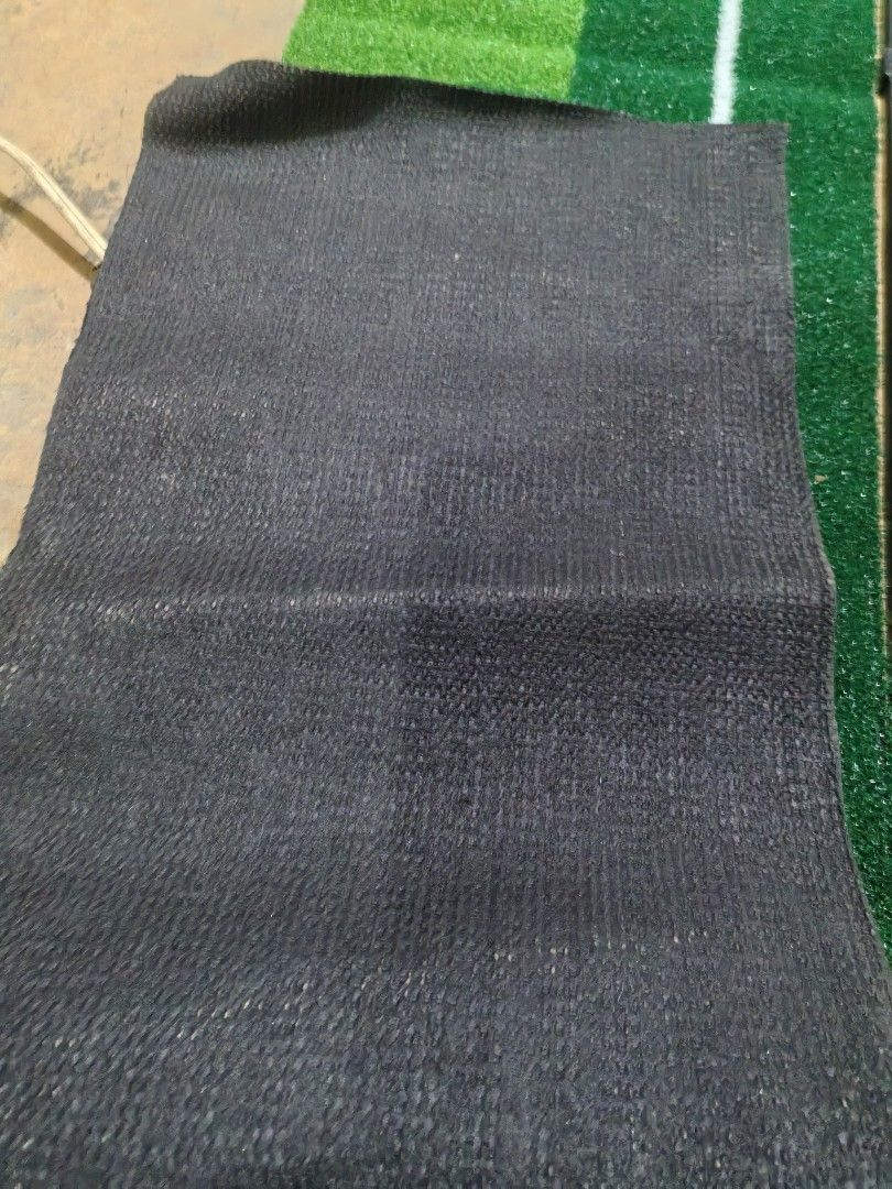 Golf Putting Practice Mat (Category: Golf) located in Cebu City. Submitted by dudes_villanueva (Listing ID 1415868622, Image 2). Description: Golf Putting Practice Mat - Code: Mat 3 Brand: Putting Trainer National Golf - Enhong With box ⛳In Excellent condition. ⛳Double Hole ⛳Automatic Ball return. Lacking one ramp. ⛳Built-in 3 golf ball holder and club stand. Length: 93 in Width: 15.25 in.