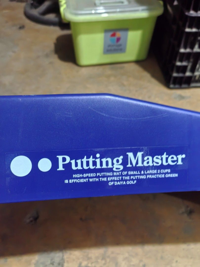 Golf Putting Practice Mat (Category: Golf) located in Cebu City. Submitted by dudes_villanueva (Listing ID 1415870910, Image 3). Description: Golf Putting Practice Mat - Code: Mat 2 Brand: Putting Master of Daiya Gold ⛳In Excellent condition. ⛳Double Hole Length: 97 in Width: 15.25 in.