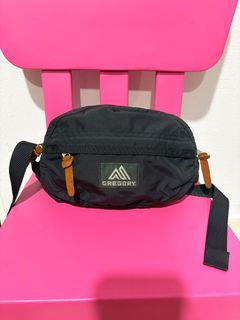 (Category: ) located in . Submitted by thriftthrills_sg (Listing ID 1415855640, Image 1). Description: .