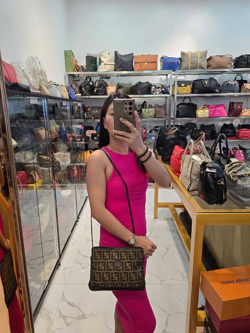 Guaranteed Orig💯✅ (Category: Luxury Bags & Wallets) located in General Santos City (Dadiangas). Submitted by braverabbit.67 (Listing ID 1416008345, Image 2). Description: 💯MONEY BACK GUARANTEE 💯💯👌🏻 Fendi sling in verygood condition Small 𝗦𝘂𝗿𝗲 𝗯𝘂𝘆𝗲𝗿 𝗺𝗮𝘆 𝗿𝗲𝗾𝘂𝗲𝗦𝘁 𝗺𝗼𝗿𝗲 𝗱𝗲𝘁𝗮𝗶𝗹𝗲𝗱 𝗽𝗶𝗰𝗦 𝗼𝗿 𝘃𝗲𝗱𝗶𝗼! ‼️𝗙𝗢𝗥 𝗔𝗦𝗔𝗣 𝗥𝗘𝗣𝗟𝗬 𝗠𝗘𝗦𝗦𝗔𝗚𝗘 𝗨𝗦 𝗢𝗡 𝗙𝗔𝗖𝗘𝗕𝗢𝗢𝗞 NAME: LAPUZ OERLIE with Profile bckground