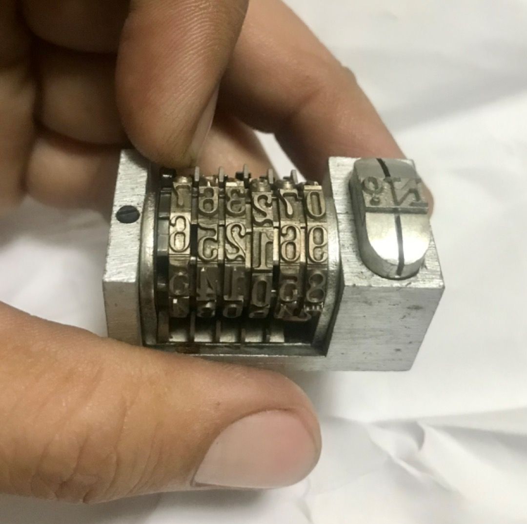 Heidelberg Offset Printing Machine (Category: Industrial Equipment) located in Caloocan City. Submitted by affordmoto40840 (Listing ID 1415955441, Image 2). Description: Permission to post Admins. Hoping for your approval. ✨ Baka may interested Brand New Printing Numbering Machine ✨ Good for Minerva and other printing machines! Reverse numbering 5pcs available Also selling: 2pcs - Minerva letterpress 1pc - Heidelberg SORDZ505 2 colors 9rolls - St