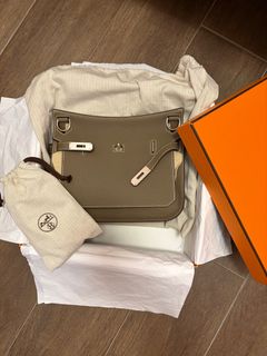 （分類：）位於 。 由 reeseslol 提交（商品編號 1415883265，圖片 1）。簡介： 。