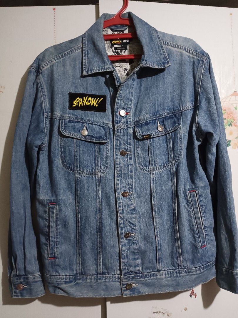 IRONMAN LEE DENIM JACKET MARVEL COMICS (Category: Coats, Jackets and Outerwear) located in Paranaque City. Submitted by iloveem (Listing ID 1415998514, Image 2). Description: Size Small on tag (Oversized Fit) Carry up to medium for men, and large for women Dimes : Shoulder 19in/48cm Chest 21in/54cm Length 26in/66cm Sleeve length 23.5in/60cm Waist 18in/36cm No crack on print, with chest and inner pockets.