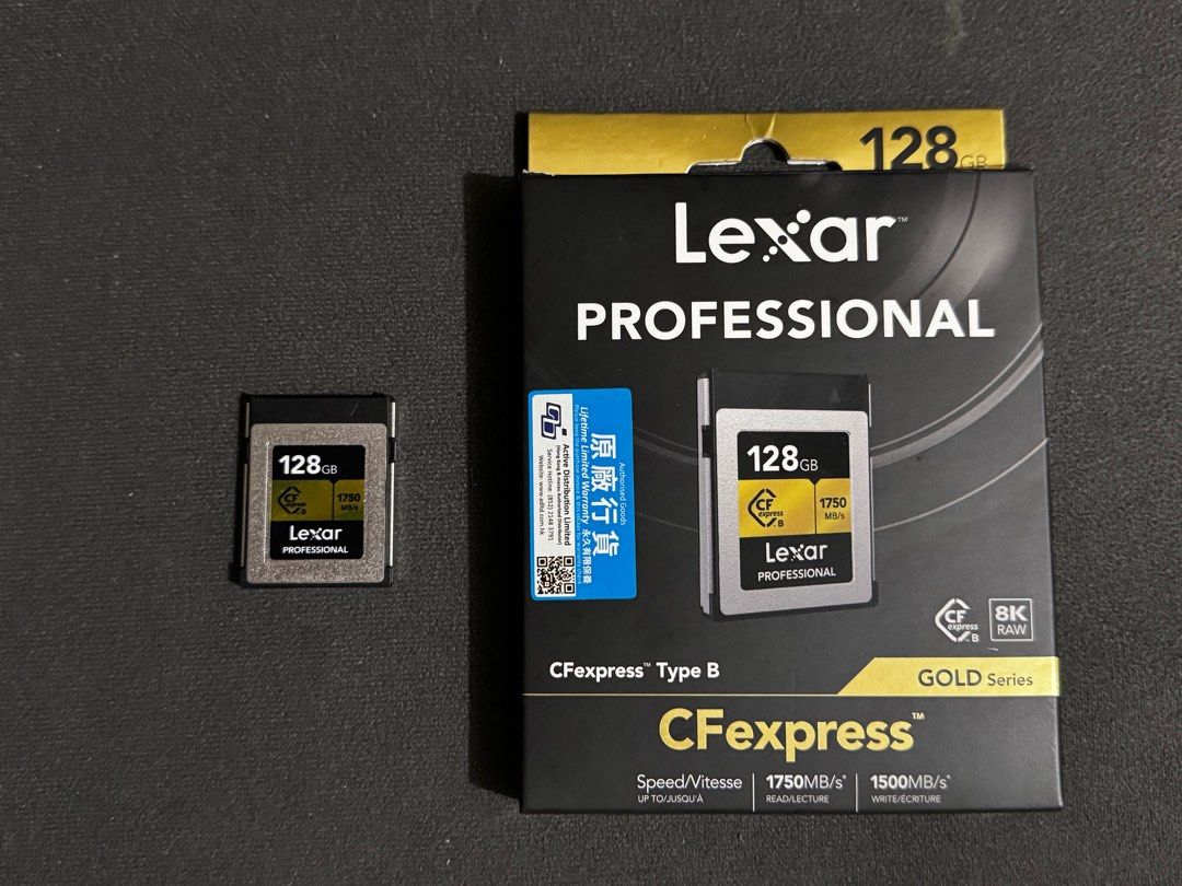 Lexar Professional CFexpress Type B 128GB （分類：記憶卡）位於 Hong Kong。 由 sonar.fig23 提交（商品編號 1415971325，圖片 1）。簡介： Lexar Professional CFexpress Type B 128GB memory card. Includes the original box. The card offers a read speed of 1750MB/s and a write speed of 1500MB/s. Also includes a card reader. The card reader supports CFexpress Type B, SD, and MicroSD cards. 新淨少用 卡700 連讀卡器800。