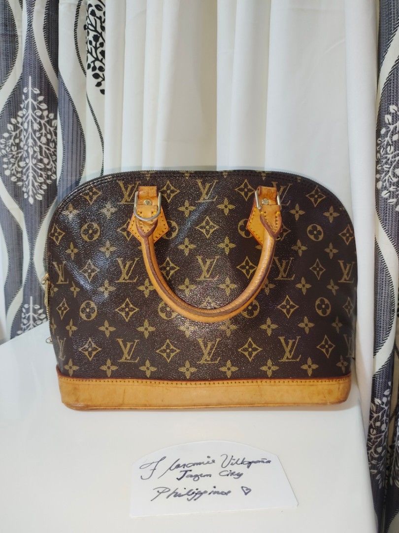 Lv alma (Category: Luxury Bags & Wallets) located in Tagum. Submitted by janmarion049706 (Listing ID 1415924498, Image 2). Description: no code with sign of use may mga water marks na sa vachetta bawal sa maselan.