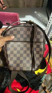 (Category: ) located in . Submitted by basementbags (Listing ID 1415956497, Image 1). Description: .