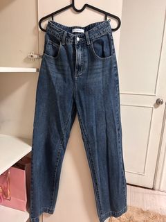 (Category: ) located in . Submitted by eloise___preloved (Listing ID 1415921112, Image 1). Description: .