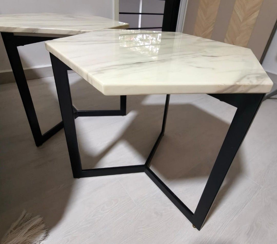 Marble table/ side table (Category: Tables & Sets) located in Singapore. Submitted by hakxnamiii (Listing ID 1415908265, Image 2). Description: Marble coffee / side table Well use 1pc: $80 take 2 for $130 Self collect and arrange own transportation at Yishun NEGOTIABLE.