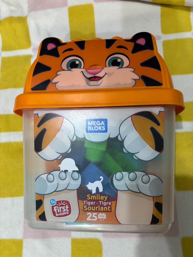 Mega Bloks First Builders 25pcs (Category: Lego & Building Sets) located in Las Pinas. Submitted by stargomezcruz (Listing ID 1415879627, Image 1). Description: Original Mega Bloks With 3 missing blocks, so it’s only 22 Well used, 9/10 quality 📍Las Piñas Via Grab/Lalamove. Shipping fee will be shouldered by the buyer. Mode of payment: BDO, BPI, Metrobank, or Maya.