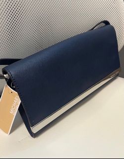 （分類：）位於 。 由 Alicexyz 提交（商品編號 1415976824，圖片 1）。簡介： 。