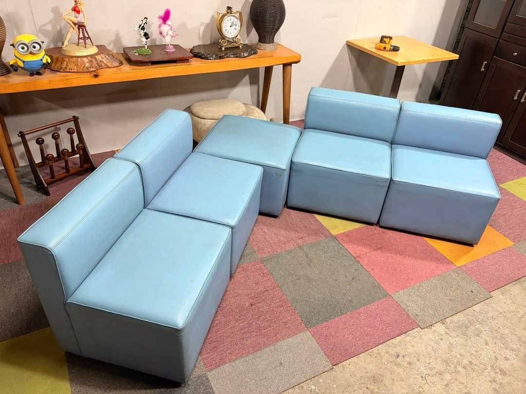 Modular Sofa (Category: Sofas) located in Meycauayan. Submitted by marygracecasimiro (Listing ID 1415895308, Image 3). Description: OKAMURA Modern 5-Seater Modular Sofa Designer Combination Leather Sofa Price : 16k *VIDEO ON COMMENT Long mode 115L x 23W x 16H seat height inches Sandalan height 26 inches In VERY good condition💜💜.