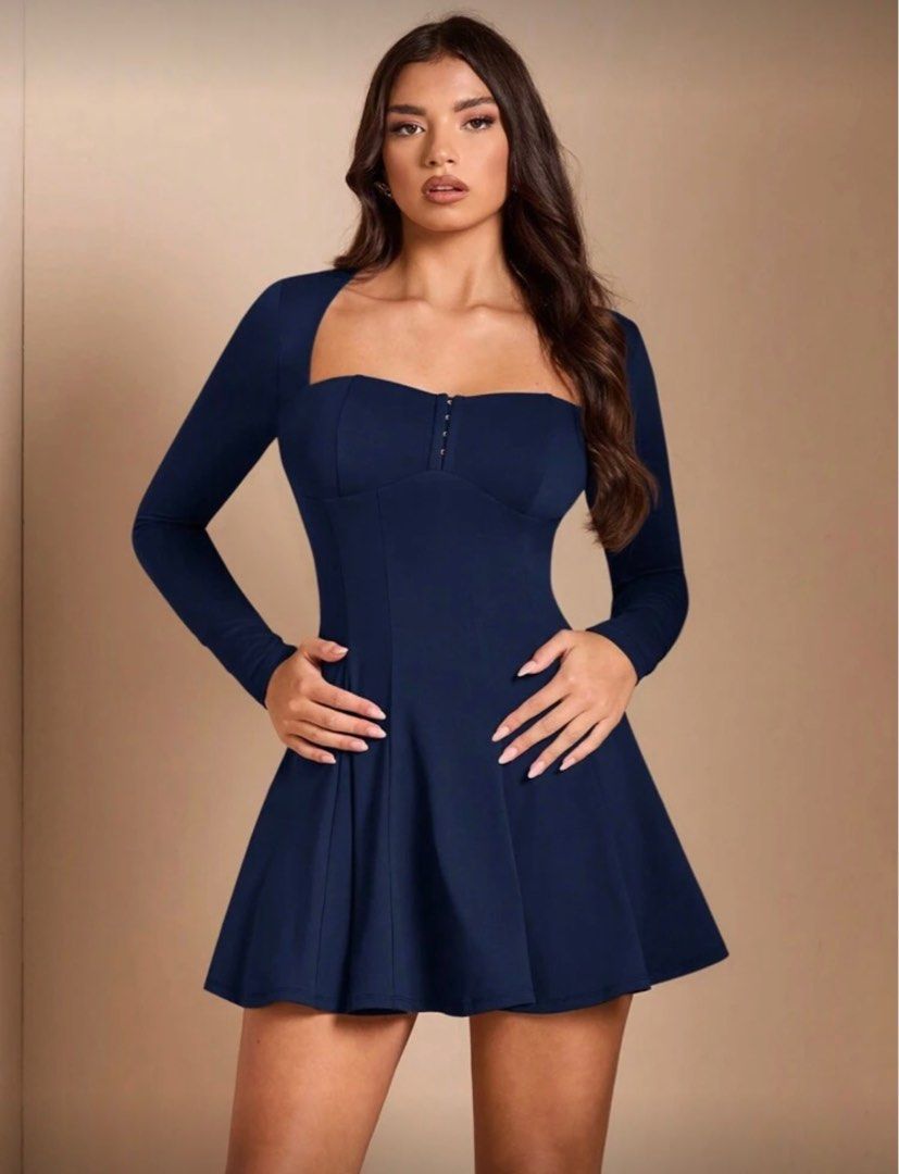 Navy Blue Long Sleeve Dress (Category: Dresses) located in Muntinlupa City. Submitted by clought (Listing ID 1415933278, Image 2). Description: - No issue - Worn once - Fits Small-Mediun.