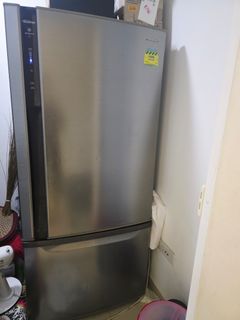 (Category: ) located in . Submitted by maliha79 (Listing ID 1415954615, Image 1). Description: .